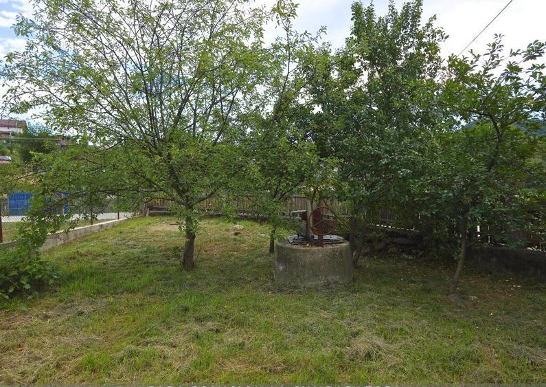 CASA IN BERISLAVESTI - LA 8 KM DE CALIMANESTI - 8