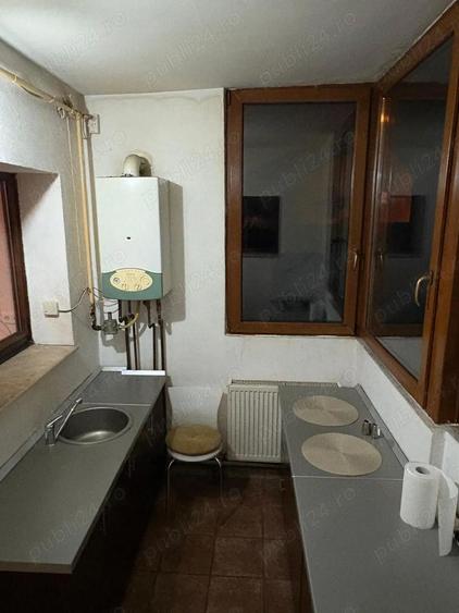 Inchiriez apartament 3 camere ultracentral in bloc nou izolat - 3