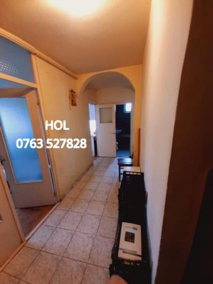 Vand apartament 2 camere, Petrosani, zona centrala - 3