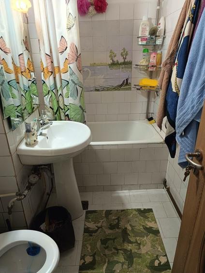 Apartament cu 3 camere decomandat în Exercițiu