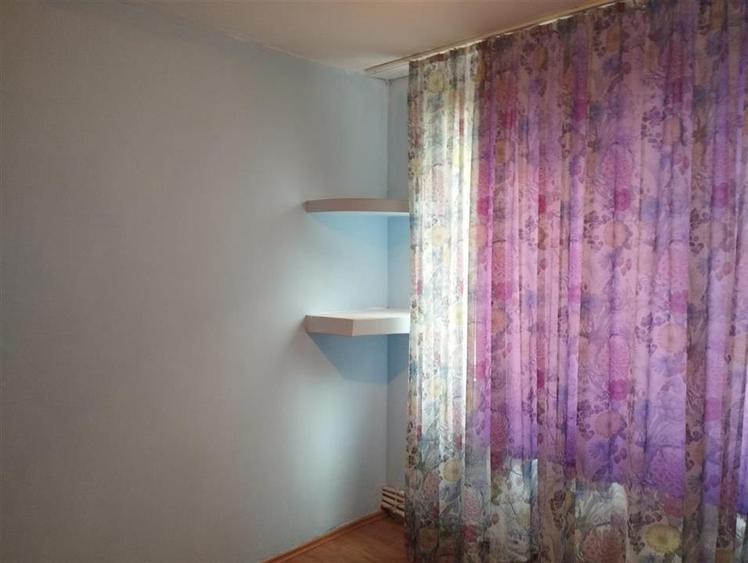 Apartament cu 3 camere semidecomandat în 9 Mai