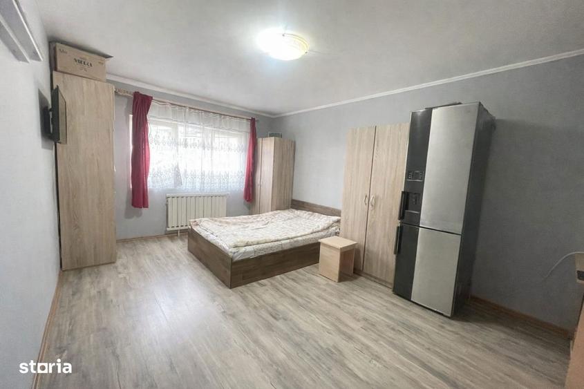 Apartament cu 3 camere, mobilat în Decebal