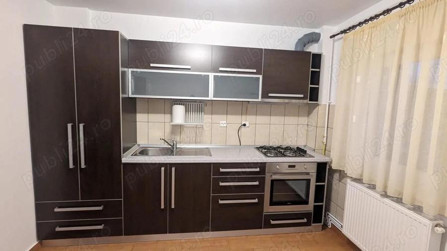 Apartament 3 camere, langa Spitalul Jude?ean, cu parcare - 8