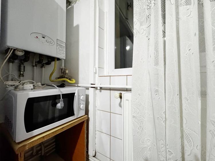 Apartament 2 camere, 42mp utili + balcon, etaj intermediar, Girocului - 11