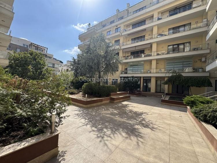 Le Club!Apartament spatios, mobilat si utilat, garaj si boxa incluse Le Club!Apartament spatios, mobilat si utilat, garaj si boxa incluse