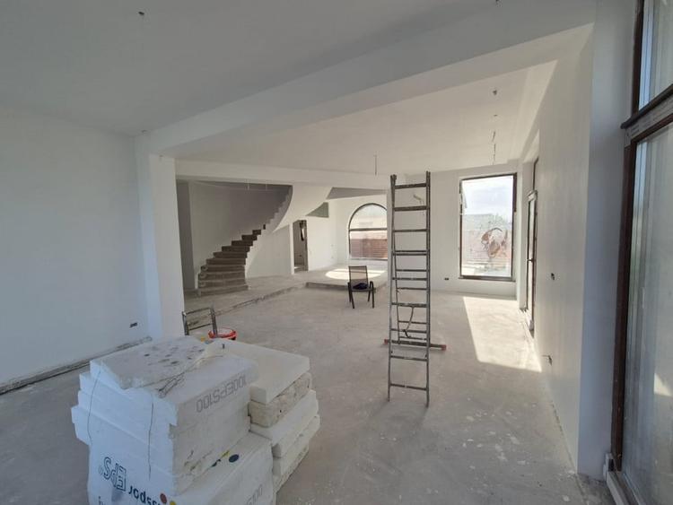 Casa visurilor la vanzare - 12