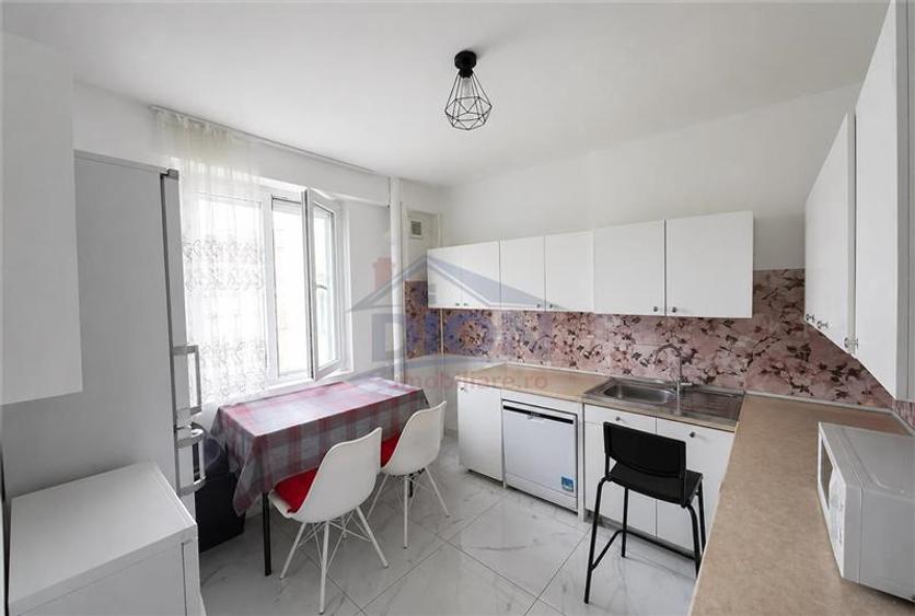 APARTAMENT 3 CAM, STEFAN CEL MARE OBOR - 1