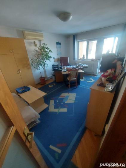 Birou sau apartament de locuitcu trei camere ultracentral cu un view de invidiat - 9