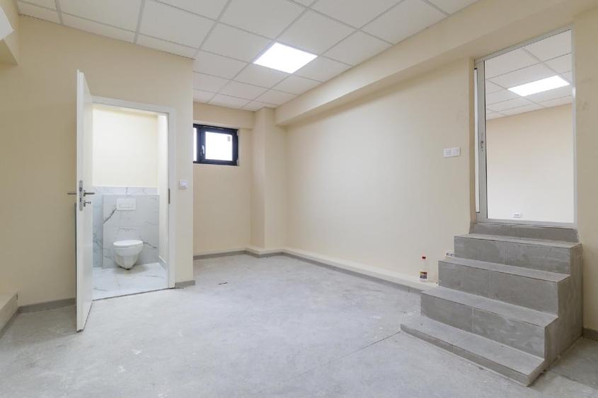 Spatiu comercial de vânzare - 14