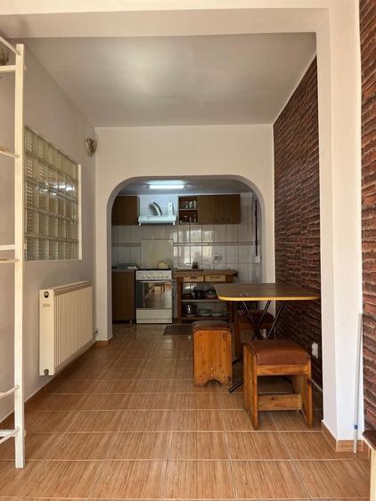 Oportunitate excelenta de investitie Casa + teren generos in Mangalia - 3