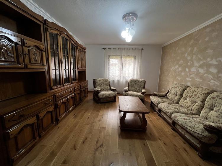 Vand casa P+M 4 camere Aradul nou - 1