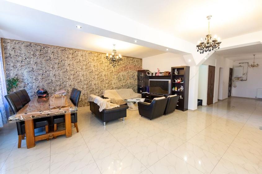 Casa individuala cu priveliste, 5 dormitoare, teren generos Baciu - 8