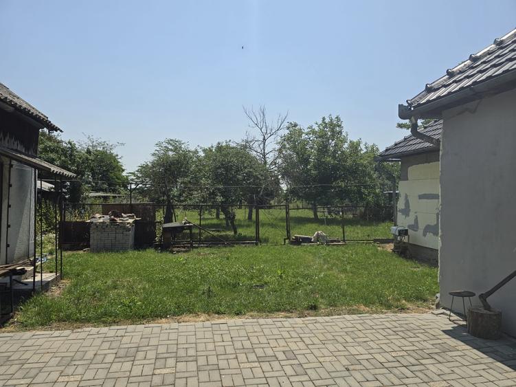 Casă în Birda cu 3 camere + living, 1.439 mp teren - 9