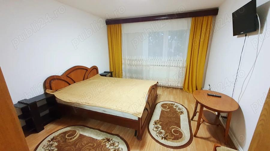 Inchiriez apartament 2 camere, et. 3, zona Hotel Roman - 2