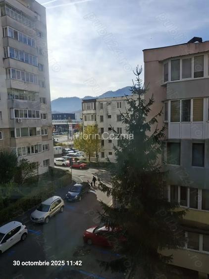 Vand apartament 3 camere