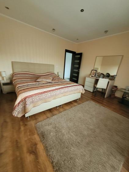 Localitatea Lumina - Central - Vila P+1 - constructie caramida - 742 mp teren - 7