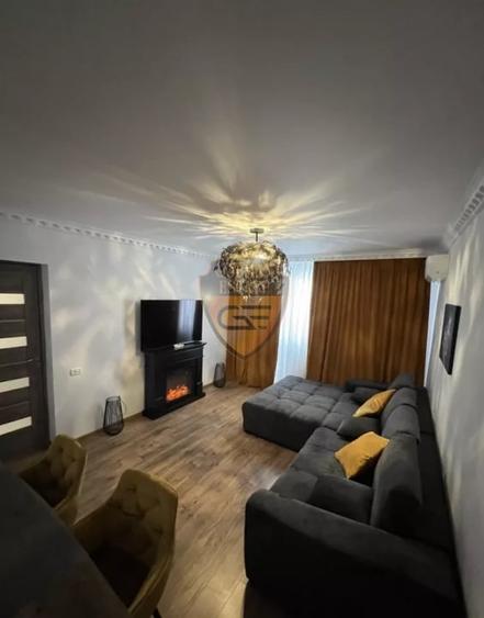 3 camere decomandat, Bd. Tomis, Zona Macu Rosu, Tomis III, etaj 10/10 lift, A/C - 5