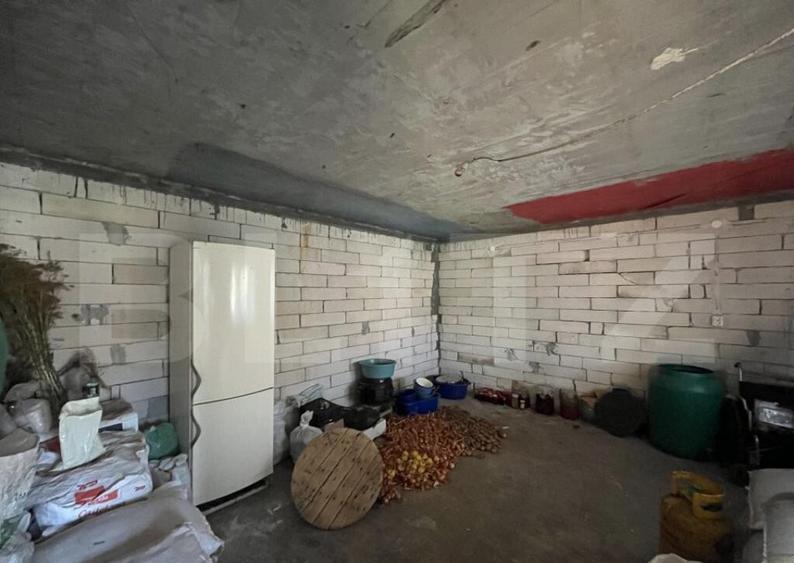 Casa de 160 mp utili, cu 750 mp de teren, in Cosoveni - 9