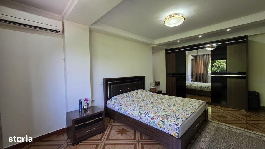 Casă cu 4 camere în Colentina