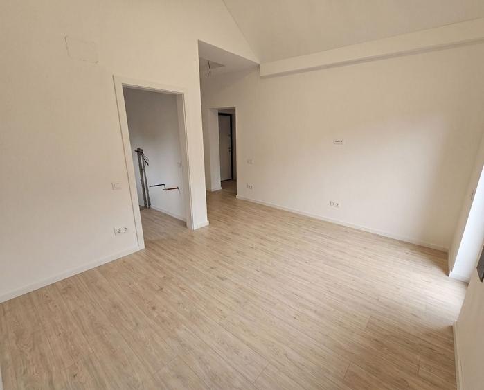 Apartament cu 4 camere 125 mp (4 garsoniere) la cheie + 60 mp pod - Busteni - 8