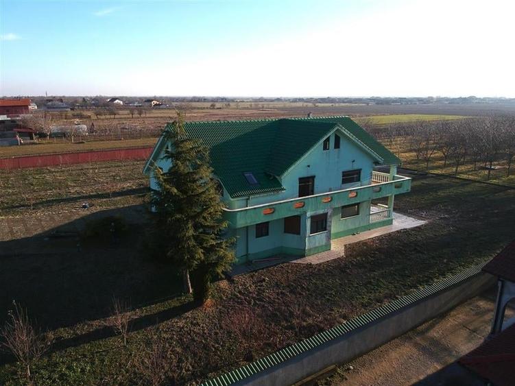 CASA DE VANZARE BOTARLAU ( com.Vulturu) - 1