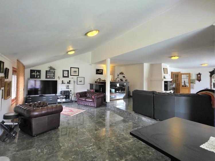 Vila deosebita de vanzare in Otopeni langa ''Ana Aslan'' - arhitectura germana - 11