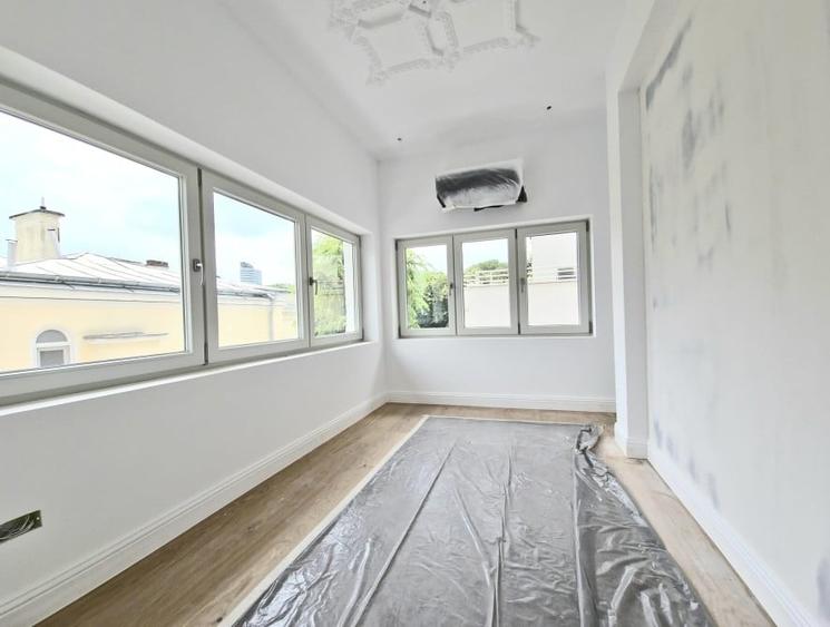 Vila complet refacuta, 250 mp curte ,  Aviatorilor - 8