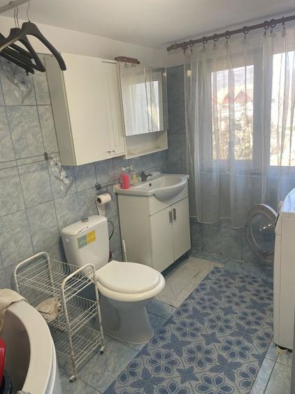 Casa de vanzare , in Oituz la strada Principala , teren 1200 mp - 4