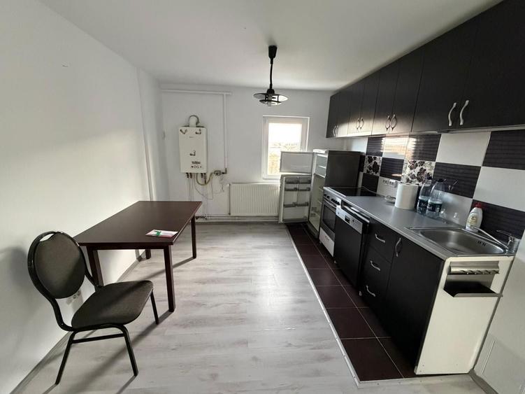 Apartament cu 3 camere - 1