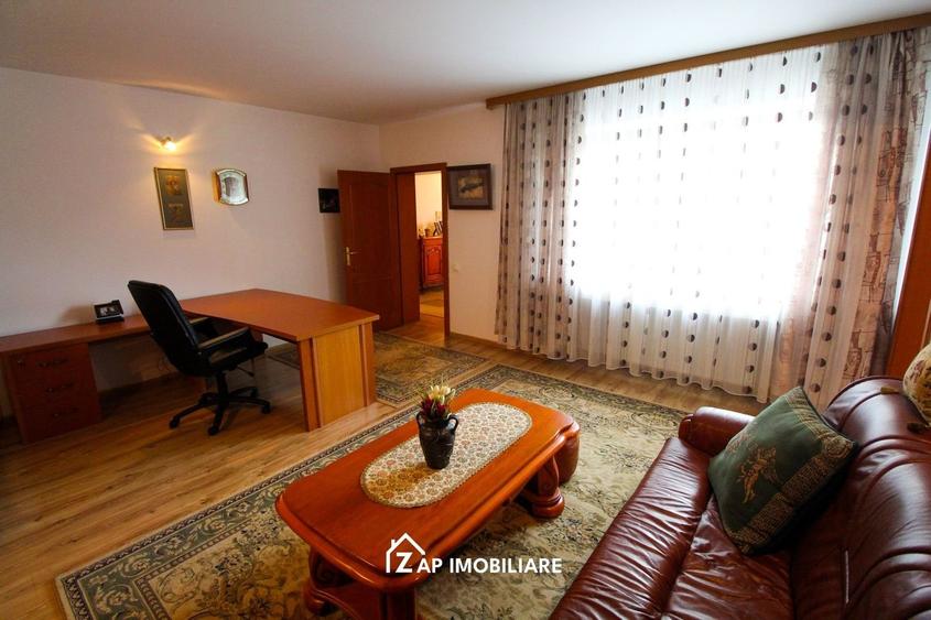 Unirii - Casa Zona Romcab -  400mp - 1259 mp teren - Garaj dublu - piscina - 45