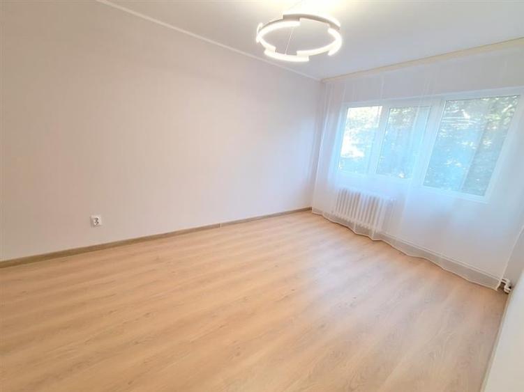 Apartament 3 camere, Renovat 2025, cu 2 balcoane,Bacau - 13