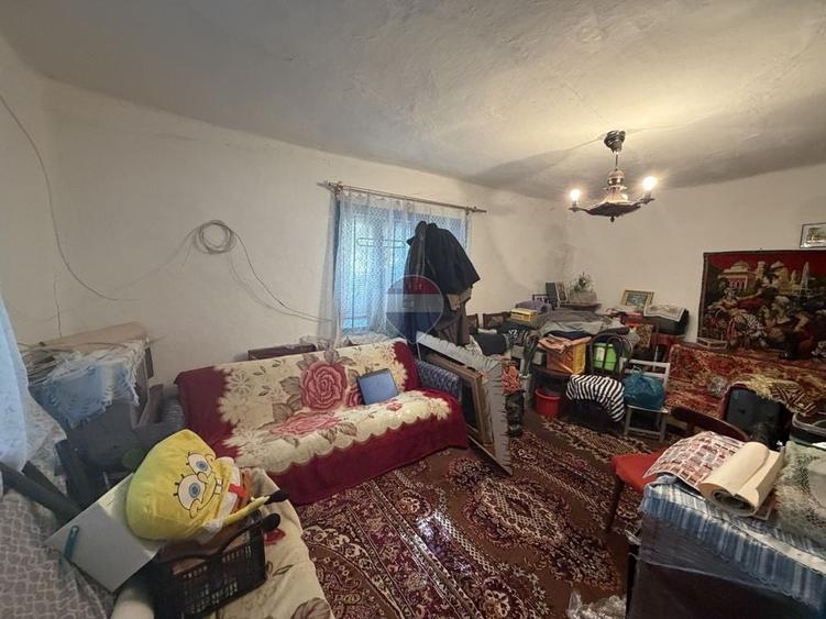 Casă individuală cu 3 camere cu Teren 756 Mp în Țifești