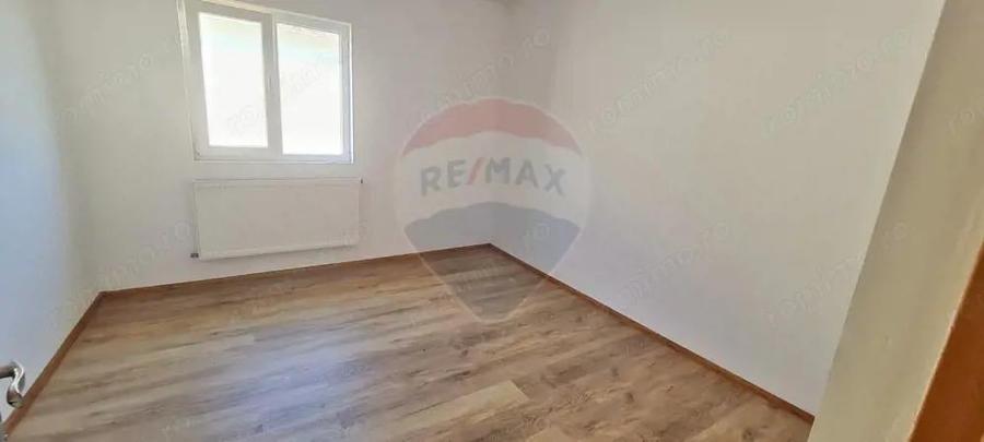 Casa noua in Ciorogarla - 3 dormitoare, living spa?ios - 8