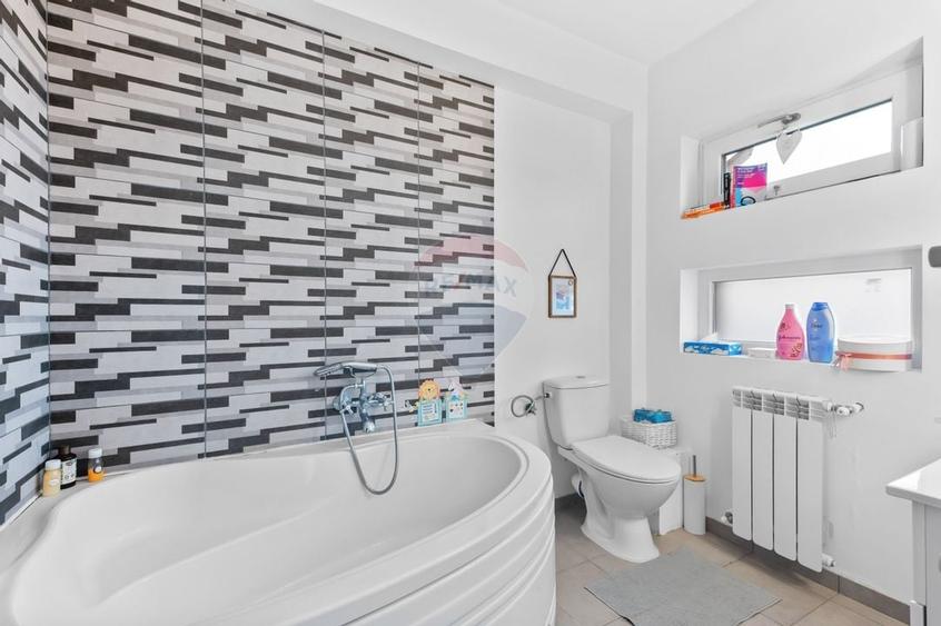 VANZARE Casă / Vilă moderna cu 4 camere si curte Dragomiresti-Deal - 13