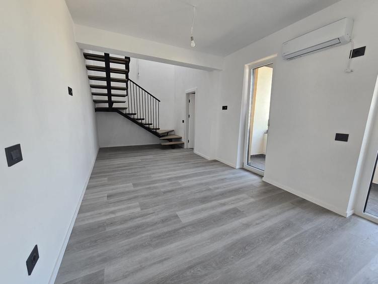 Langa Penny. Suprafata generoasa. 2 Locuri de Parcare. - 3