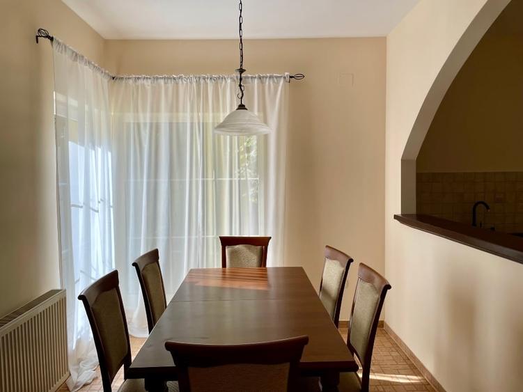 Casă în stil mediteranean, plină de lumină și farmec, cu grădină frumoasă - 3