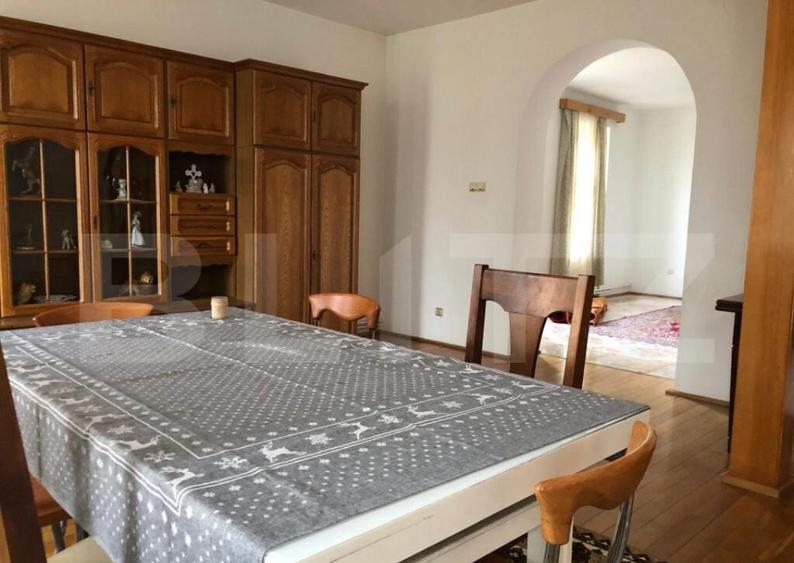 Casa de vanzare, cu 7 camere, 350 mp u & 2850 mp teren - 7