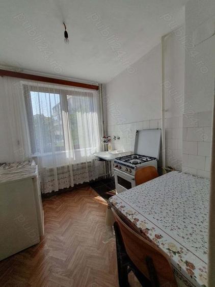 Proprietar,ultracentral(in apropiere de Universitate,Liceul Elena Cuza,Liceul Carol,utilat modest - 4