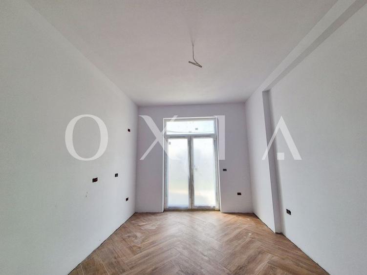 AX1030 Mosnita Noua, 1/2 Duplex Despartit Prin Camera Tehnica - 14