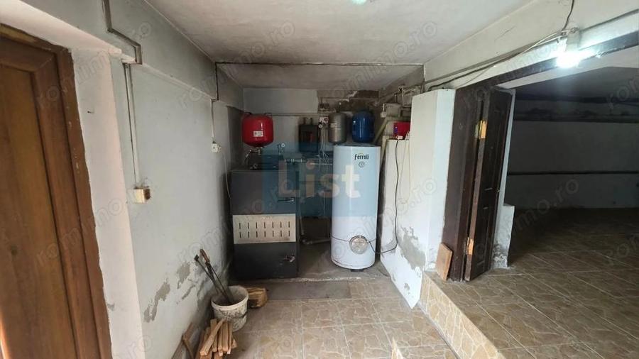 Vila in Dubova, langa Dunare, teren 1361 mp - 13