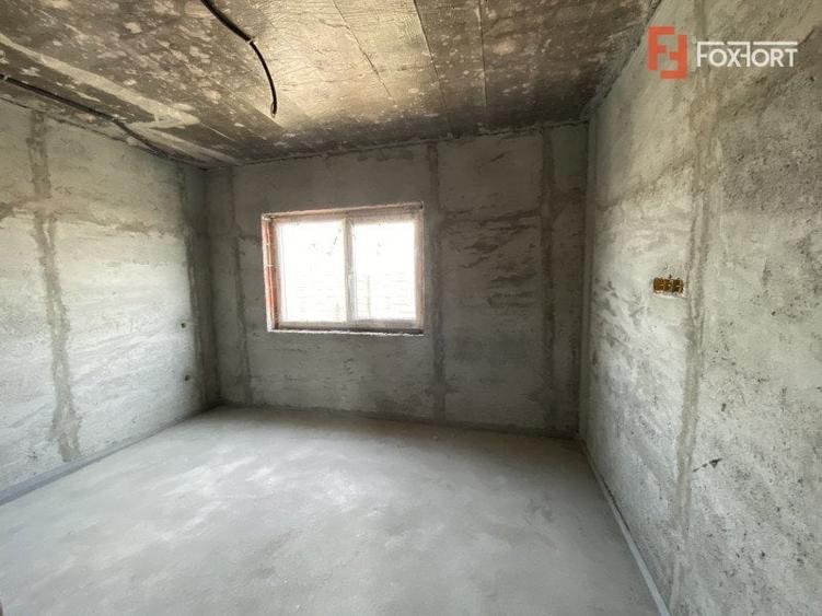 Casa tip triplex, cu 4 camere, de vanzare in Sanandrei. - 5