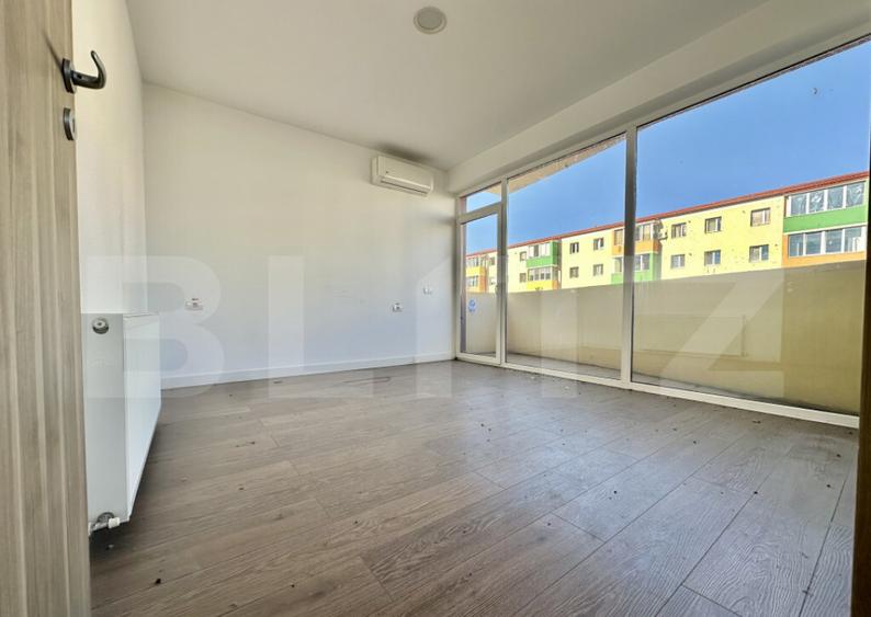 Spatiu de inchiriat, 66 mp, zona Cetate - 14