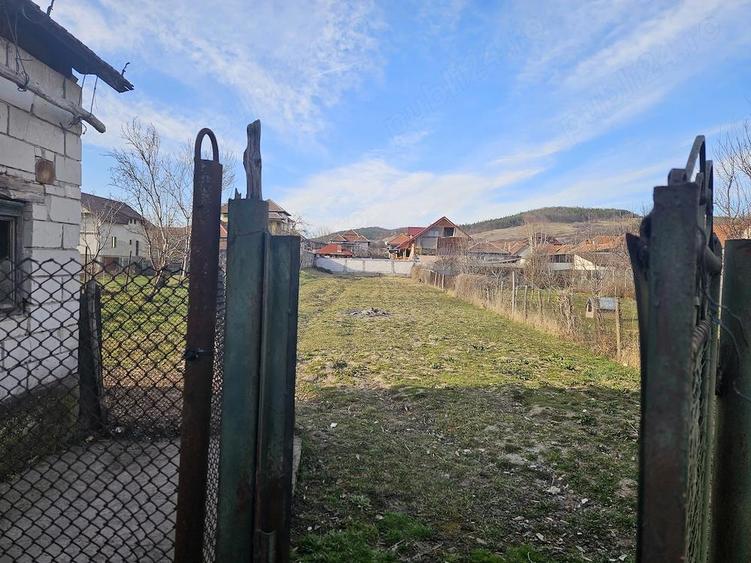 Schimb vand casa cu etaj plus teren hateg - 5