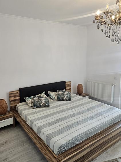 Inchiriez garsoniera mobilata, dispune de suficiente spatii - 5