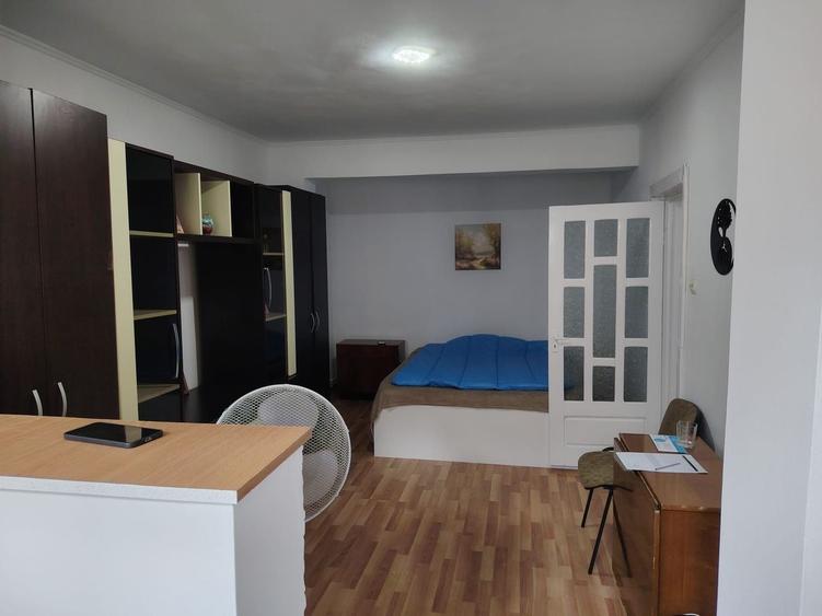 Apartament 1 camera Faleză (vizavi de Palatul Navigației)-etajul2 - 2
