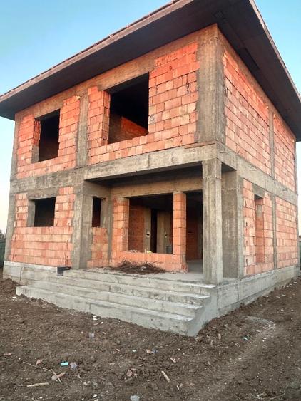 Casa la rosu P+1+Pod Berceni-Vidra - Dealul Verde - 11