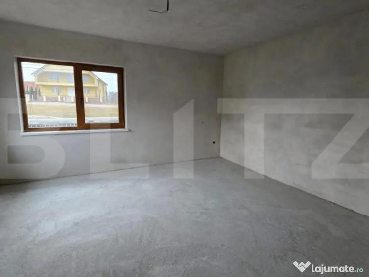 Doua case de vanzare, curte comuna, 4 camer 110mp, 50 ari - 7