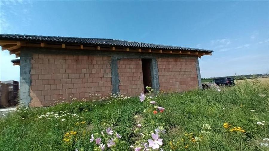 Casa la 15 minute de Brasov, DJ 112A, la rosu sau finalizata la cheie - 18