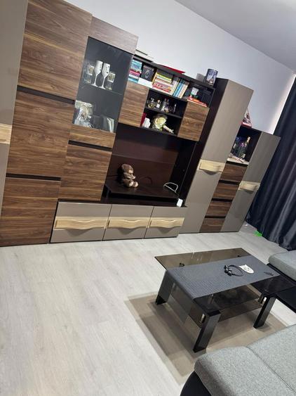 Inchiriez apartament 2 camere,strada revolutie in spate la banatim. - 2