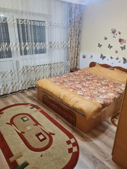 Inchiriez apartament 2 camere+loc parcare - 2